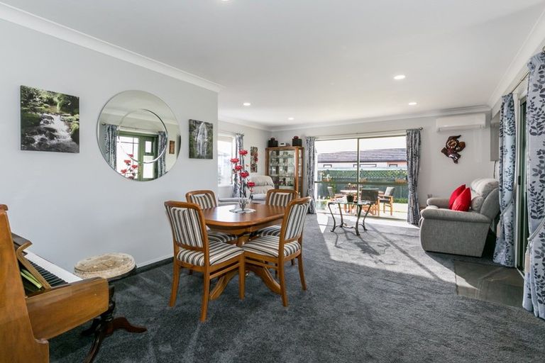 Photo of property in 1/68 Guppy Road, Greenmeadows, Napier, 4112