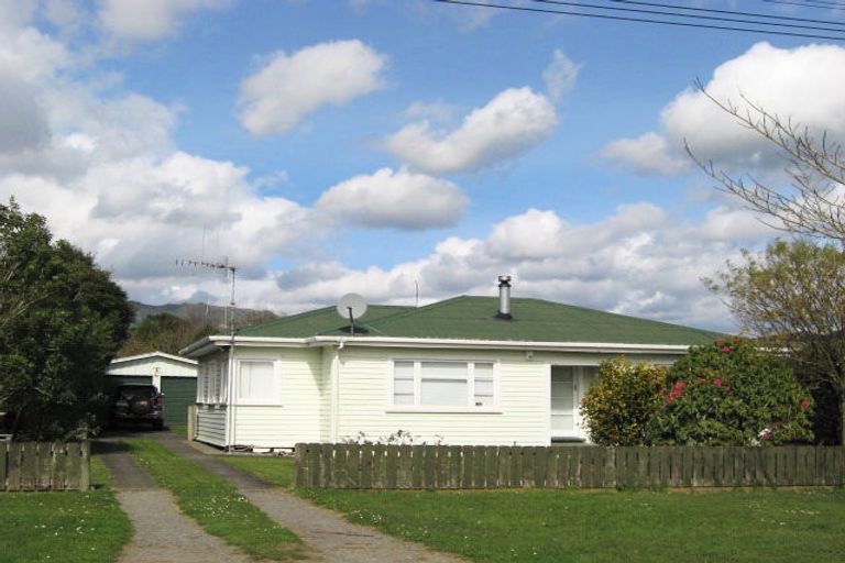 Photo of property in 26 Whittaker Street, Shannon, 4821