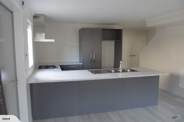 Photo of property in 25 Mascot Street, Tawa, Wellington, 5028