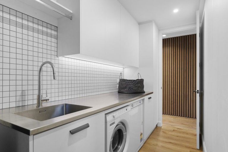 Photo of property in 5 Waiwetu Street, Fendalton, Christchurch, 8052