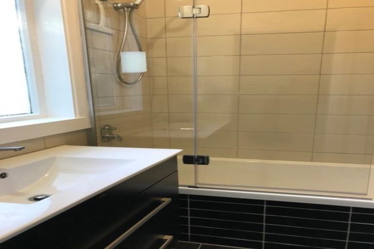 Photo of property in 67 Standen Street, Karori, Wellington, 6012