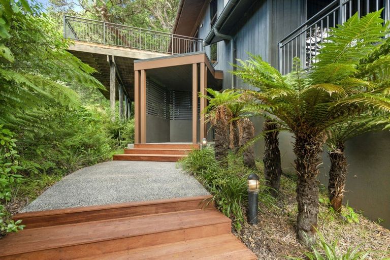 Photo of property in 49 Mount Avenue, Pauanui, Hikuai, 3579