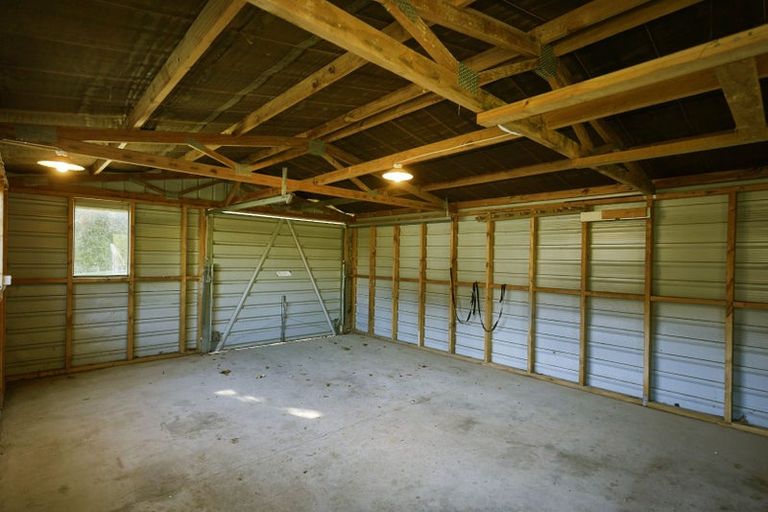 Photo of property in 125 Wellington Street, Picton, 7220