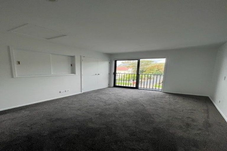 Photo of property in 2/41 Collingwood Street, Waterloo, Lower Hutt, 5011