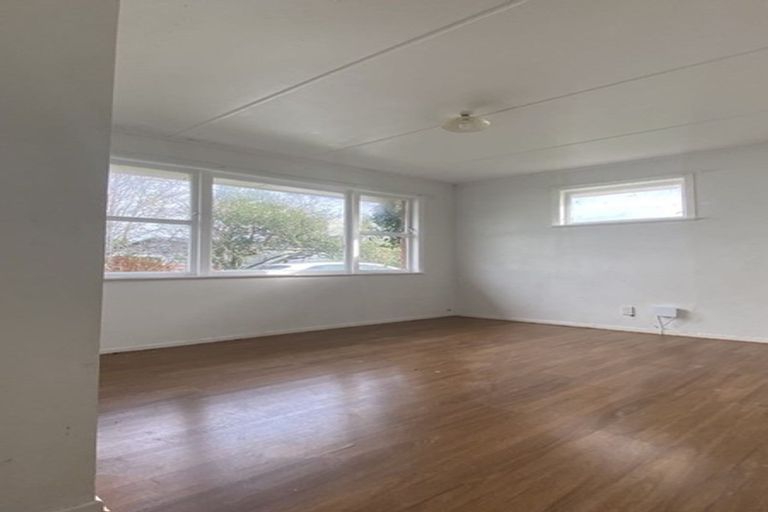 Photo of property in 24 Caravelle Close, Mangere, Auckland, 2022