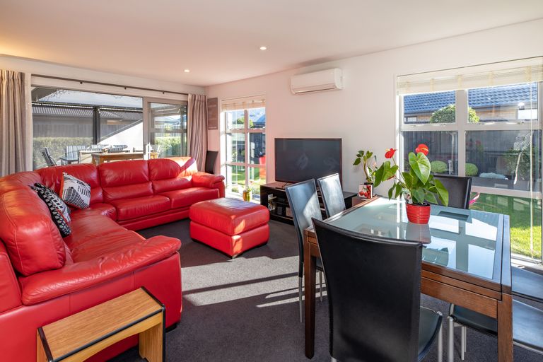 Photo of property in 7 Harston Place, Wigram, Christchurch, 8042