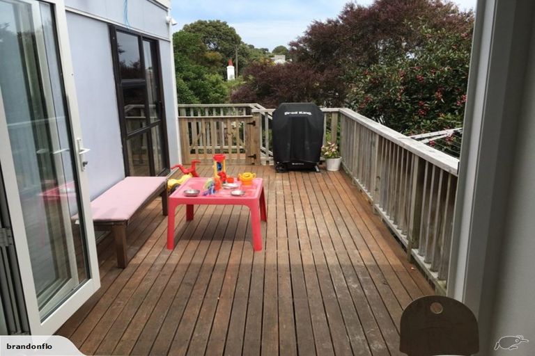 Photo of property in 49 Herald Street, Berhampore, Wellington, 6023