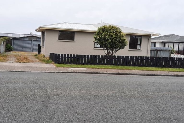 Photo of property in 214 Conyers Street, Strathern, Invercargill, 9812