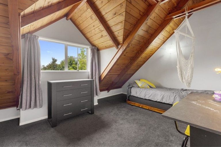 Photo of property in 178 Bridge Street, Bulls, 4818