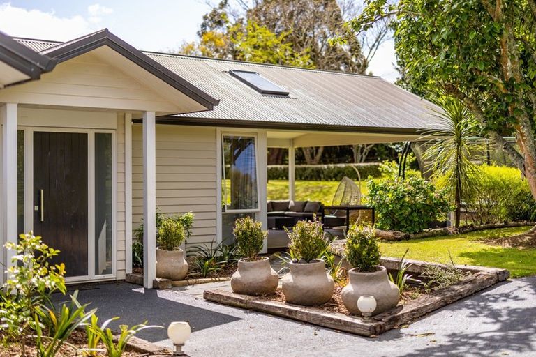 Photo of property in 284 Kapiro Road, Kerikeri, 0294