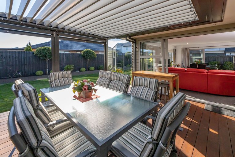 Photo of property in 7 Harston Place, Wigram, Christchurch, 8042