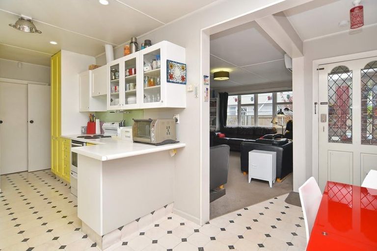 Photo of property in 17 Uxbridge Street, Northcote, Christchurch, 8052