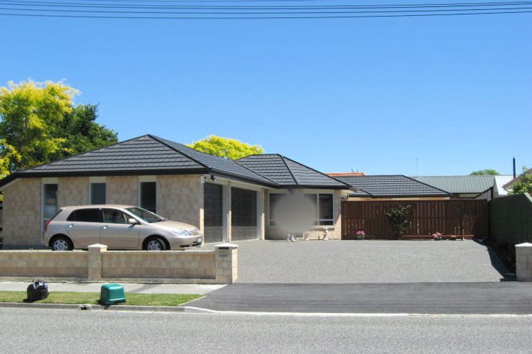 Photo of property in 341 Avonhead Road, Avonhead, Christchurch, 8042