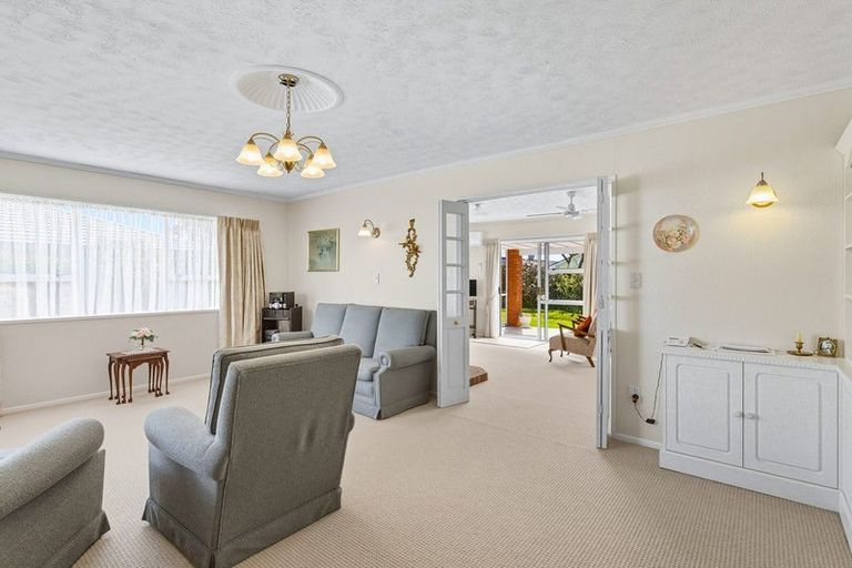 Photo of property in 22 Andrew Street, Waikanae, 5036