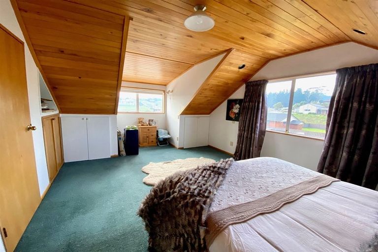 Photo of property in 12 Henley Drive, Balclutha, 9230