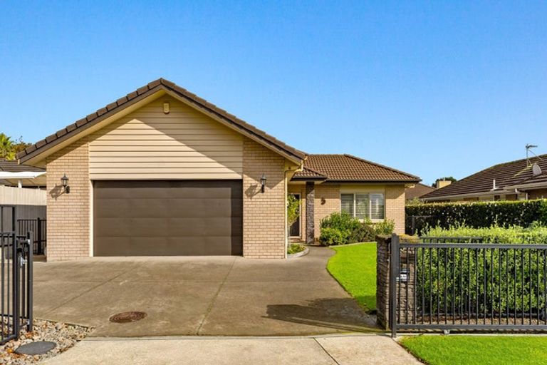 Photo of property in 5 Sophia Place, Karaka, Papakura, 2113