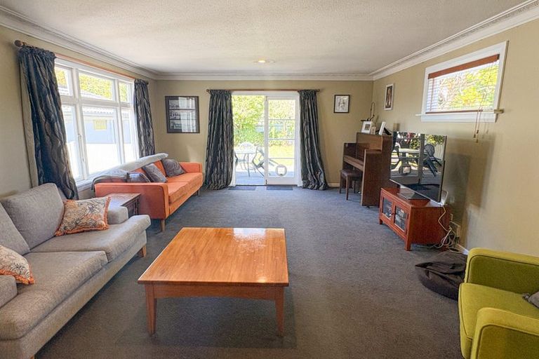 Photo of property in 102 Rose Street, Somerfield, Christchurch, 8024