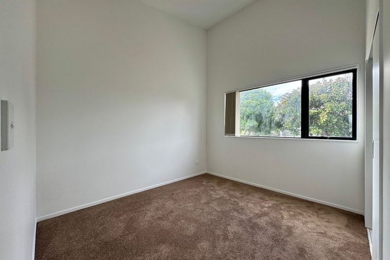 Photo of property in 86 Priestley Drive, Bucklands Beach, Auckland, 2014