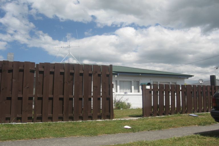 Photo of property in 18 Dunlop Road, Te Puke, 3119