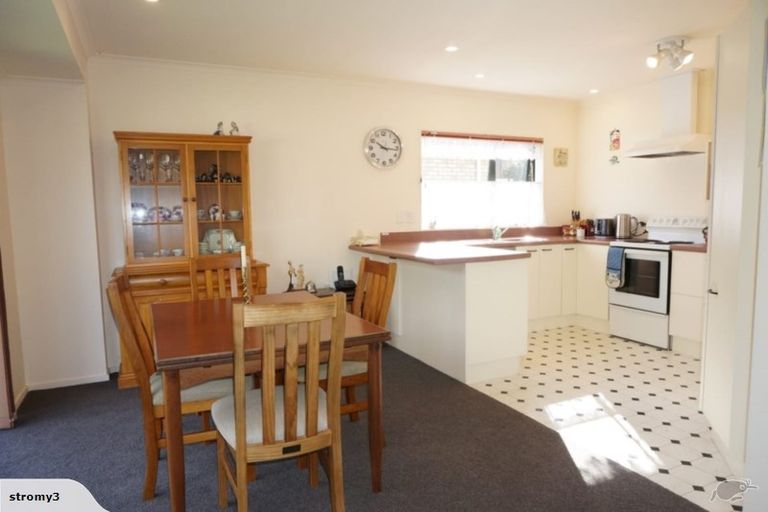 Photo of property in Redwood Village, 39/42 Main Road, Tawa, Wellington, 5028