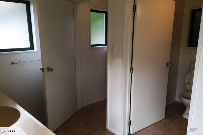 Photo of property in 34 Curletts Road, Sockburn, Christchurch, 8042