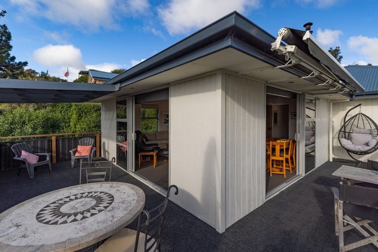 Photo of property in 5 Taimana Lane, Diamond Harbour, Lyttelton, 8971