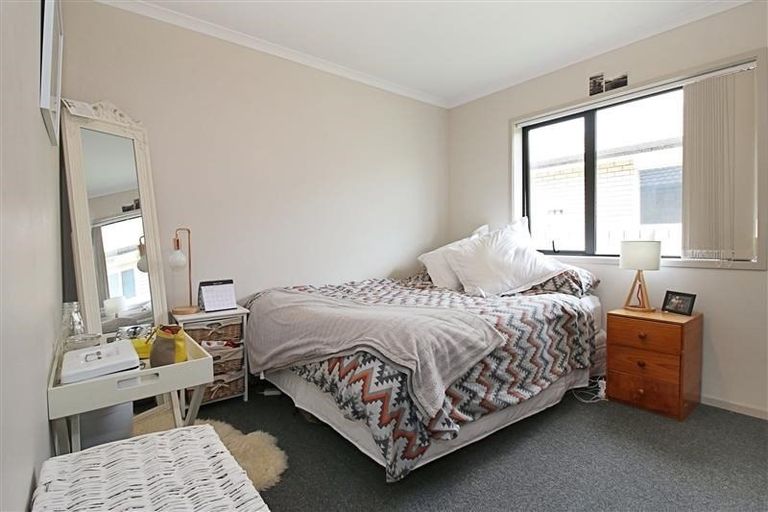 Photo of property in 68 Mcquarrie Street, Kingswell, Invercargill, 9812