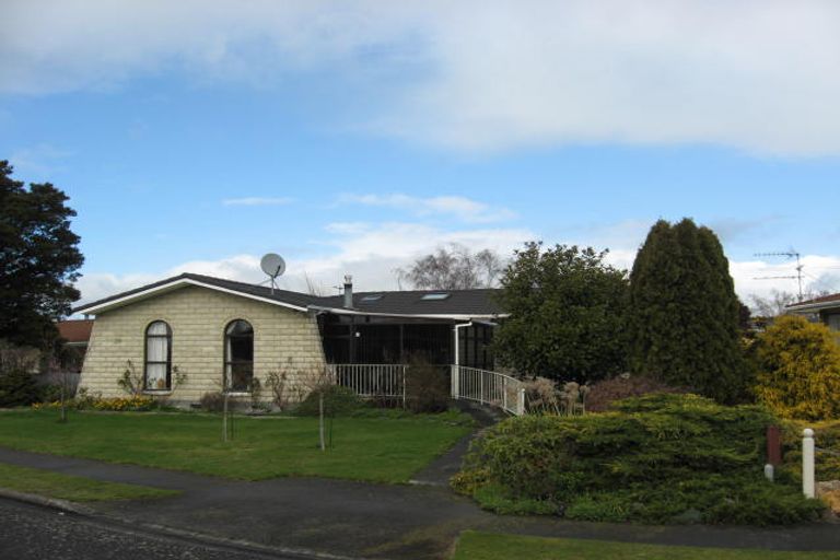 Photo of property in 26 Lowes Place, Solway, Masterton, 5810