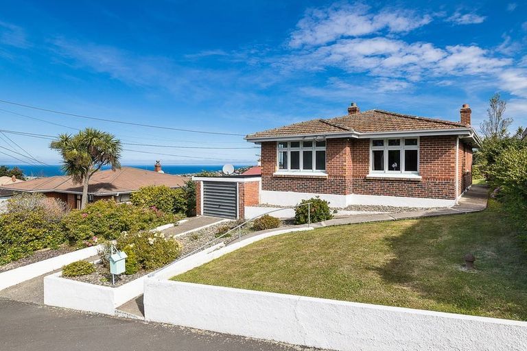 Photo of property in 115 Oakwood Avenue, Balaclava, Dunedin, 9011