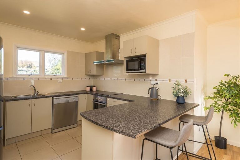 Photo of property in 21 Anvers Place, Hoon Hay, Christchurch, 8025