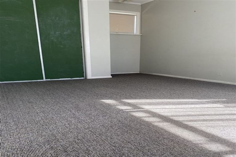 Photo of property in 30 Fernaig Street, Papakura, 2110