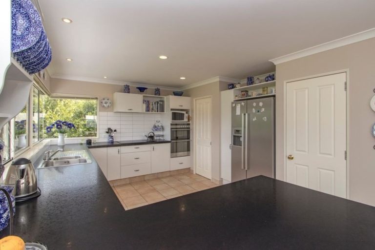 Photo of property in 21a Auckland Road, Greenmeadows, Napier, 4112