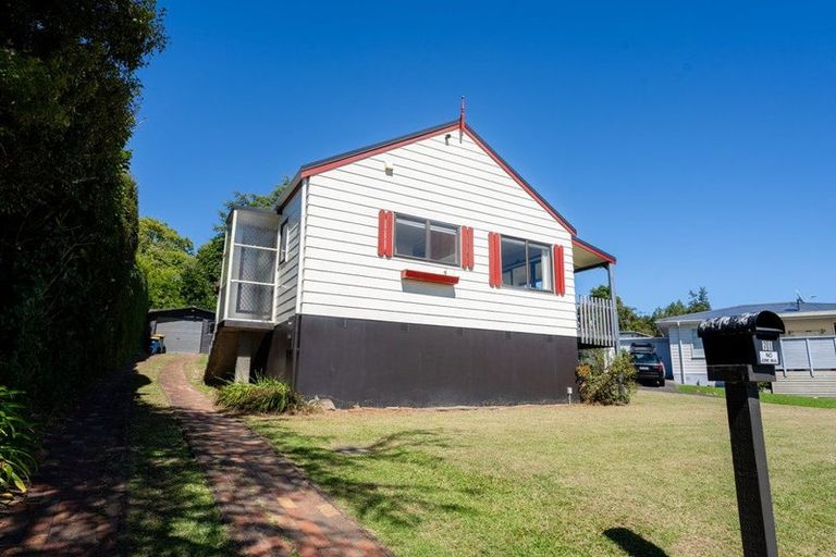 Photo of property in 71 Moore Street, Hillcrest, Auckland, 0627