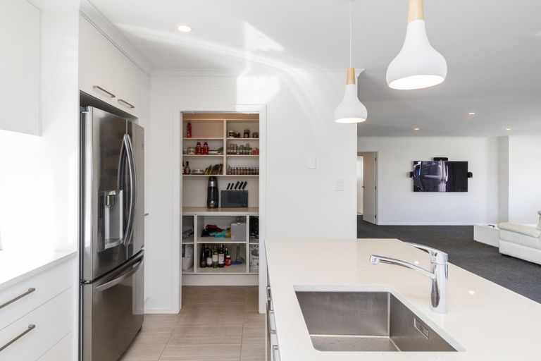 Photo of property in 98 Ferguson Street, West End, Palmerston North, 4412