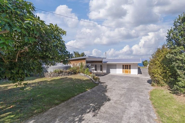 Photo of property in 1880 East Coast Road, Whakatiwai, Pokeno, 2473