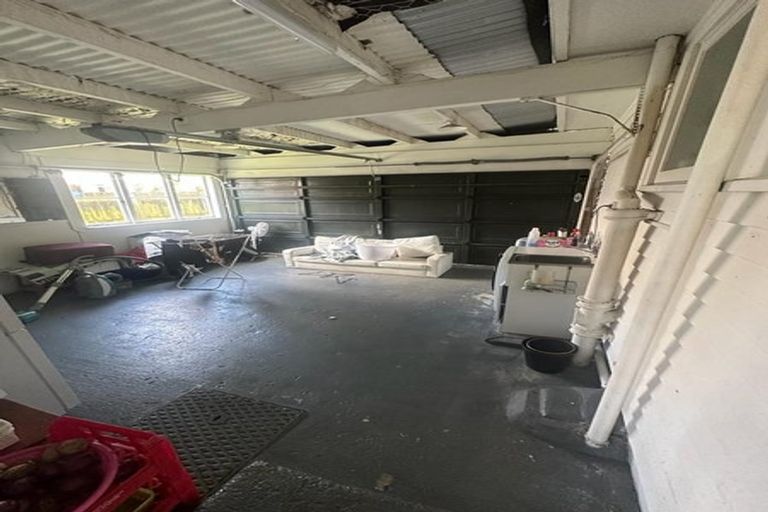 Photo of property in 45 Cargill Street, Papakura, 2110