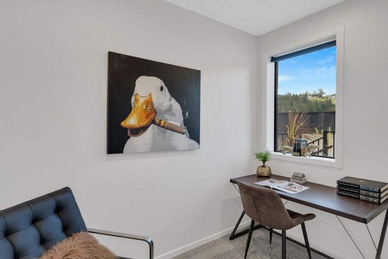 Photo of property in 13 Round Hill Rise, Cracroft, Christchurch, 8022