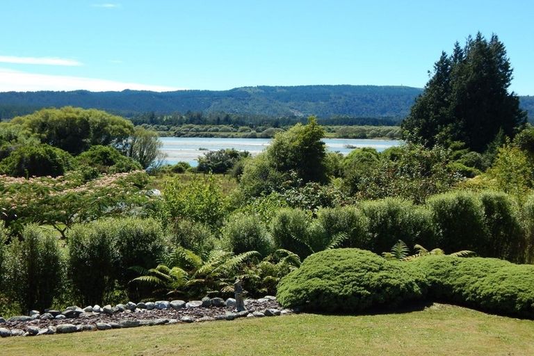 Photo of property in 2 Back Creek Road, Ruatapu, Hokitika, 7883