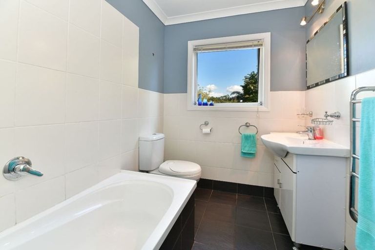 Photo of property in 77 Brightside Road, Stanmore Bay, Whangaparaoa, 0932