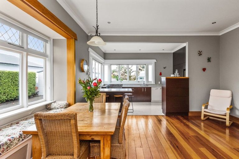 Photo of property in 190 Vigor Brown Street, Napier South, Napier, 4110