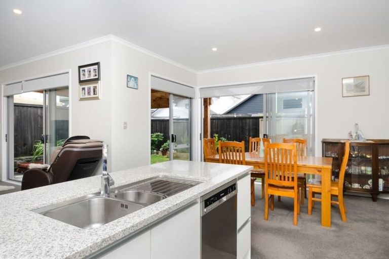 Photo of property in 8 Poaka Road, Hobsonville, Auckland, 0618