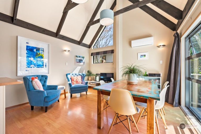 Photo of property in 75 Cypress Drive, Maungaraki, Lower Hutt, 5010