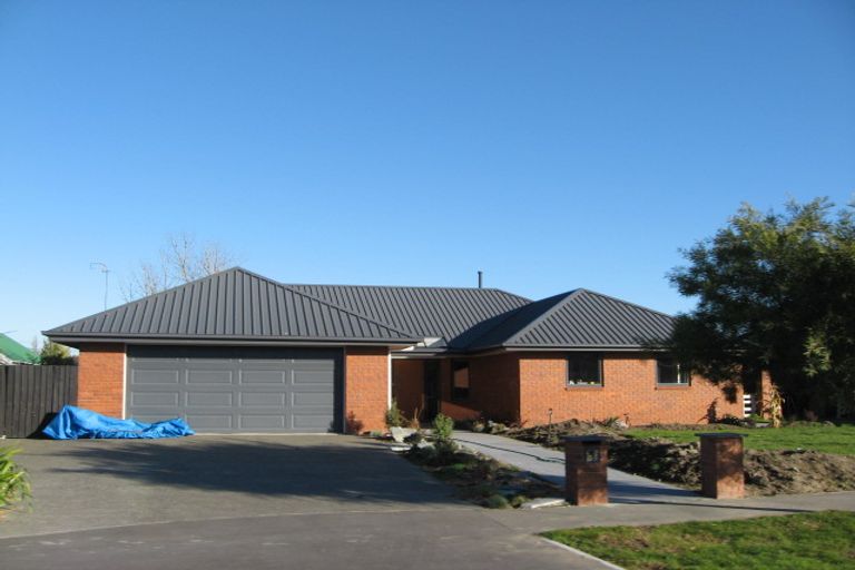 Photo of property in 9 Hemingway Place, Spencerville, Christchurch, 8083