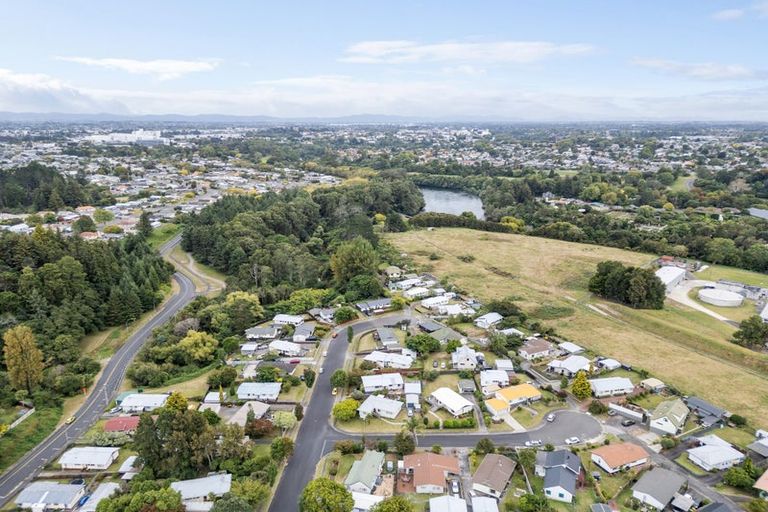 Photo of property in 7 Mcewan Place, Fitzroy, Hamilton, 3206