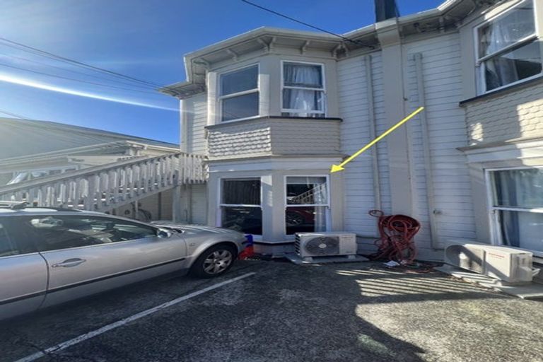 Photo of property in 61b Pirie Street, Mount Victoria, Wellington, 6011