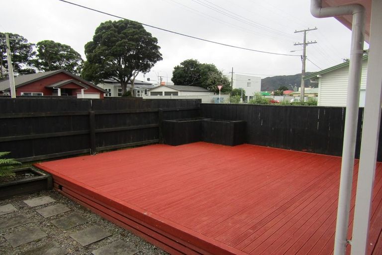 Photo of property in 56 Awamutu Grove, Waiwhetu, Lower Hutt, 5010
