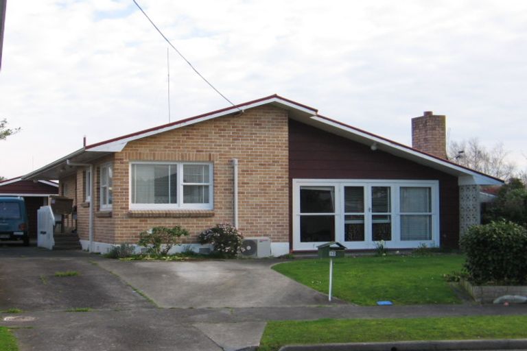Photo of property in 12 Hurley Place, Awapuni, Palmerston North, 4412