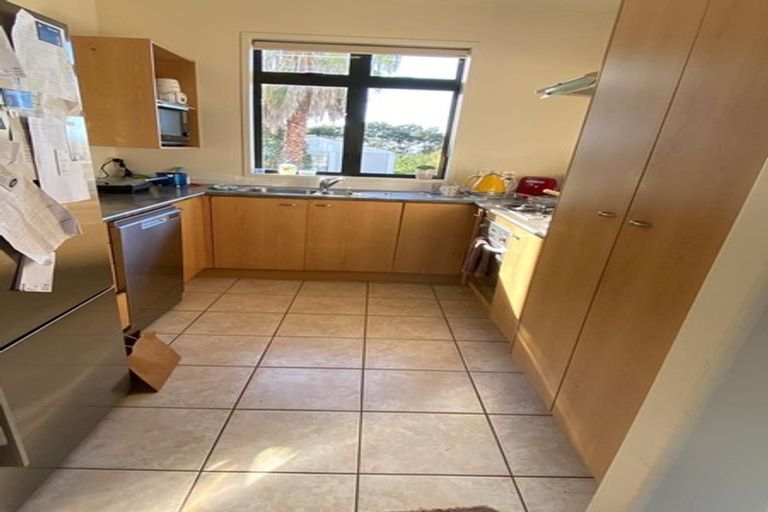 Photo of property in 21/69 Target Road, Totara Vale, Auckland, 0629