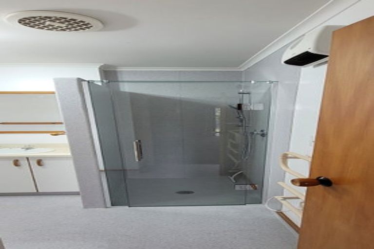 Photo of property in 8 Burns Street, Westown, New Plymouth, 4310