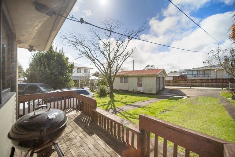 Photo of property in 29 Olive Crescent, Papatoetoe, Auckland, 2025